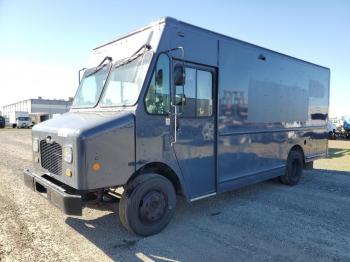  Salvage Freightliner Chassis M