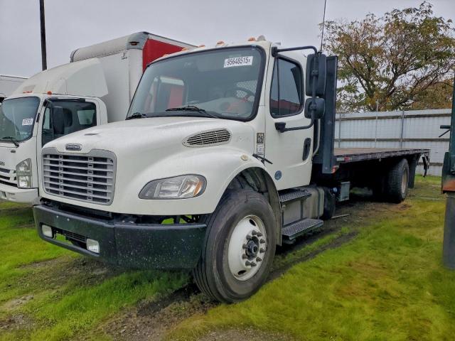  Salvage Freightliner M2 106 Med