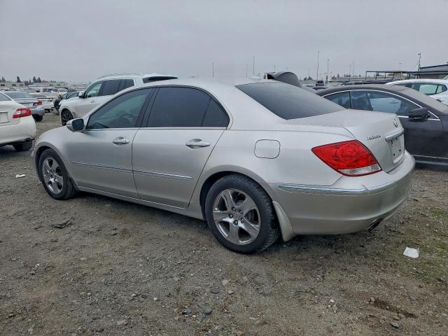 Acura RL Image 4