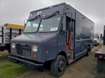  Salvage Freightliner Chassis M