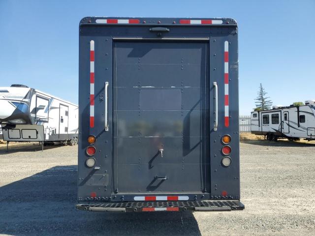 Freightliner Chassis M M Line Walk-in Van Image 5
