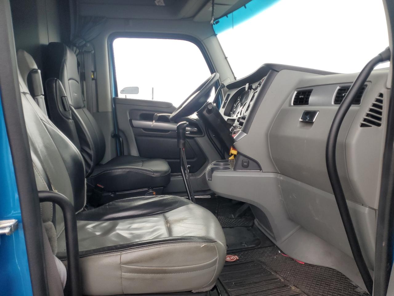 Kenworth T680 T680 Image 6