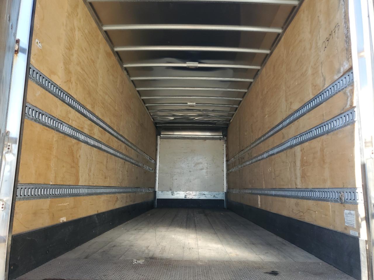 International 4300 4300 Image 11