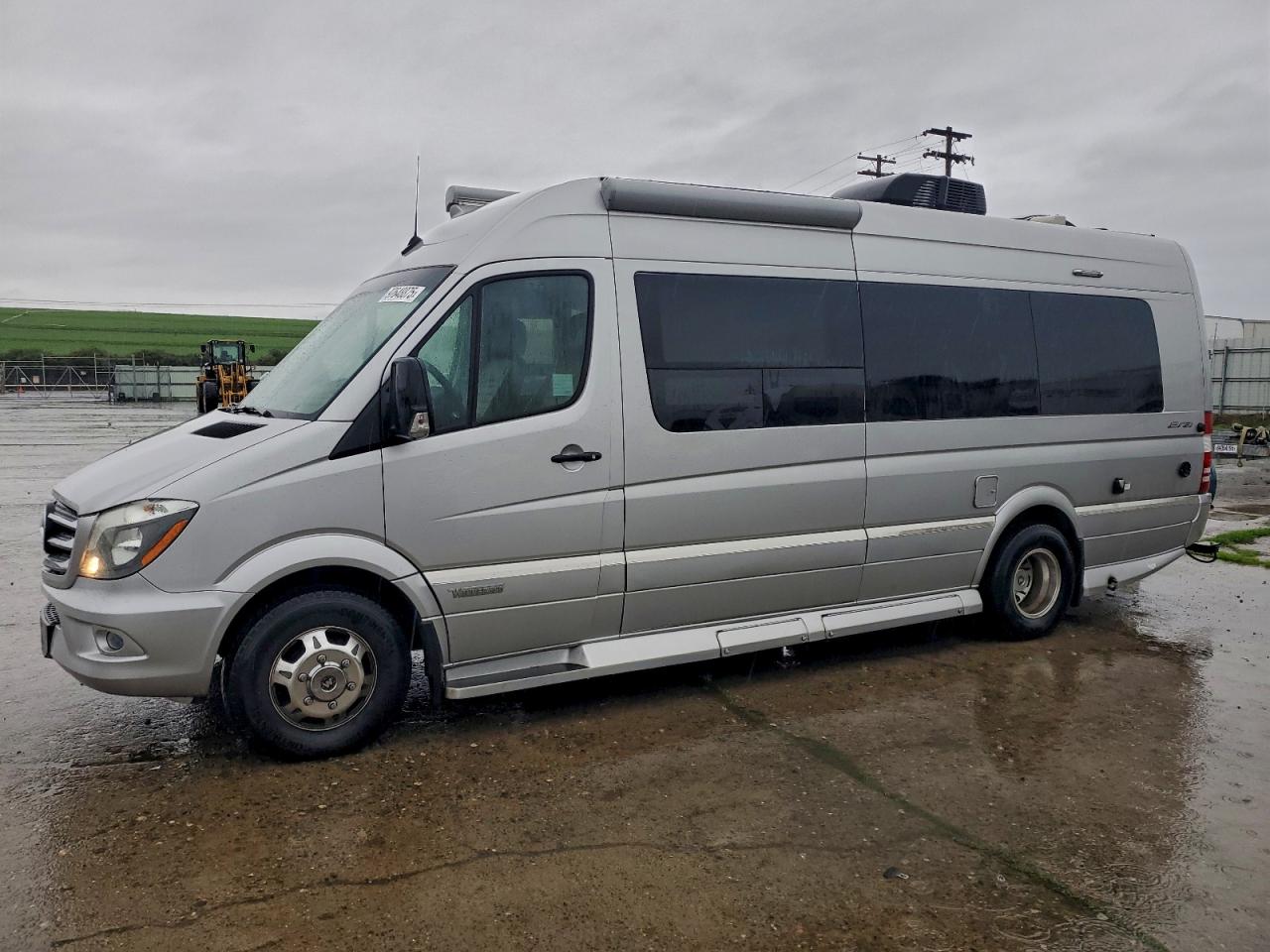 Winnebago Sprinter 3 3500 Image 4