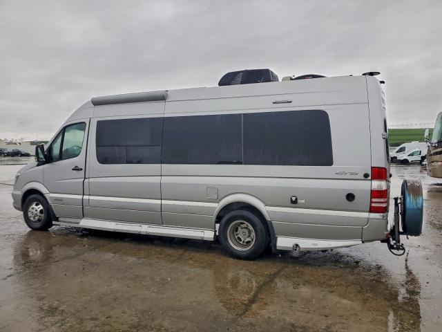 Winnebago Sprinter 3 3500 Image 3