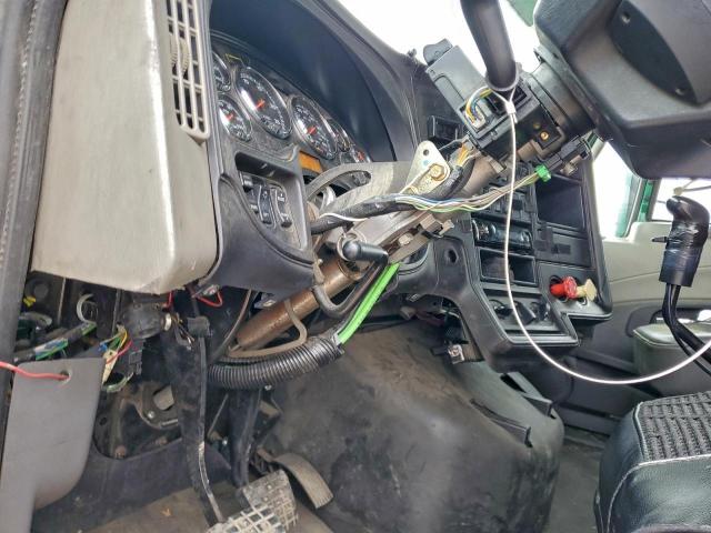 International Prostar Image 7