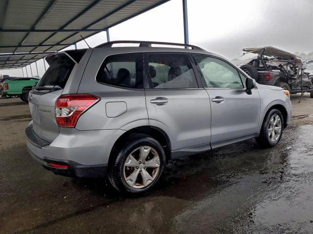 Subaru Forester 2.5i Touring Image 4
