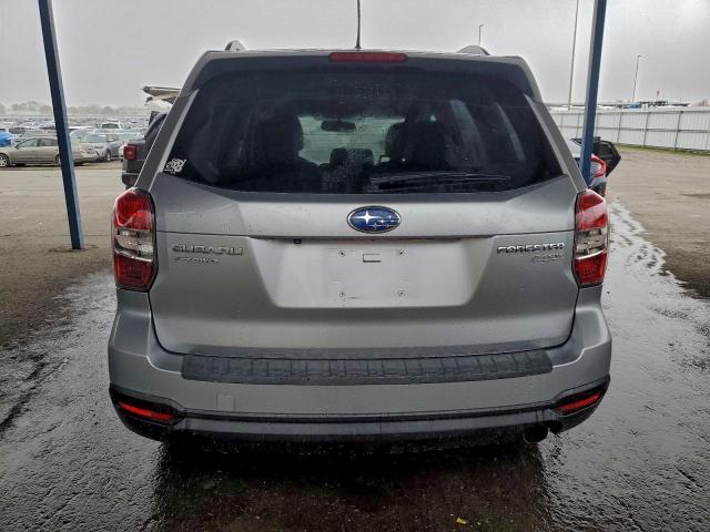 Subaru Forester 2.5i Touring Image 3
