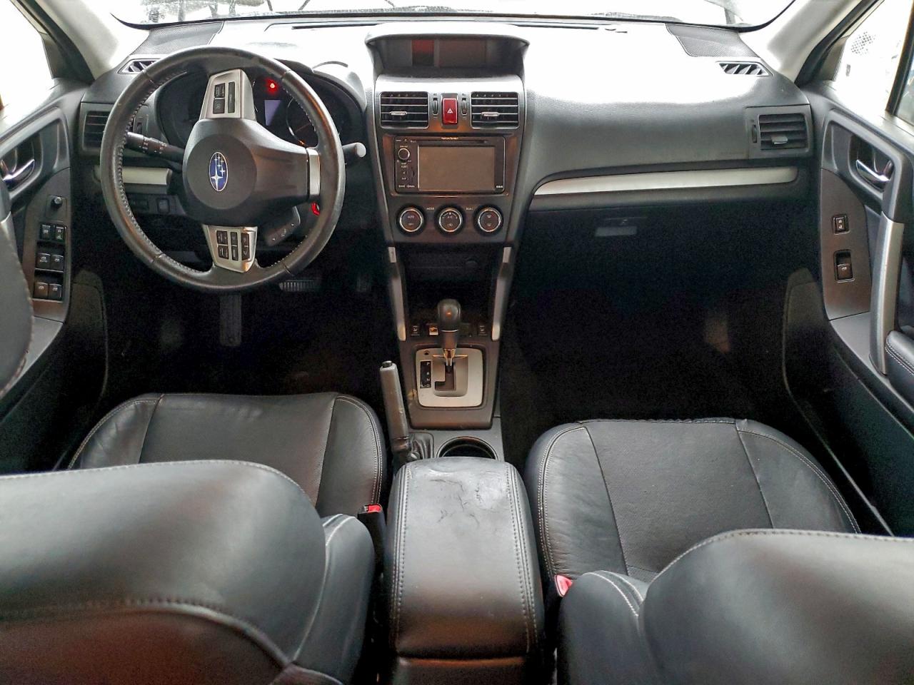 Subaru Forester 2.5i Touring Image 2