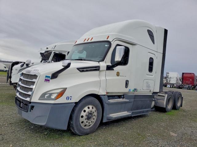 Freightliner Cascadia 1 Image 2