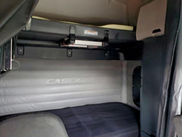 Freightliner Cascadia 1 Image 9