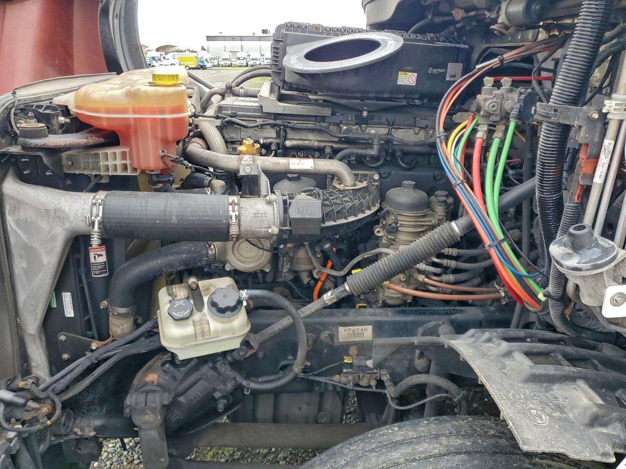 Freightliner Cascadia 1 Image 8