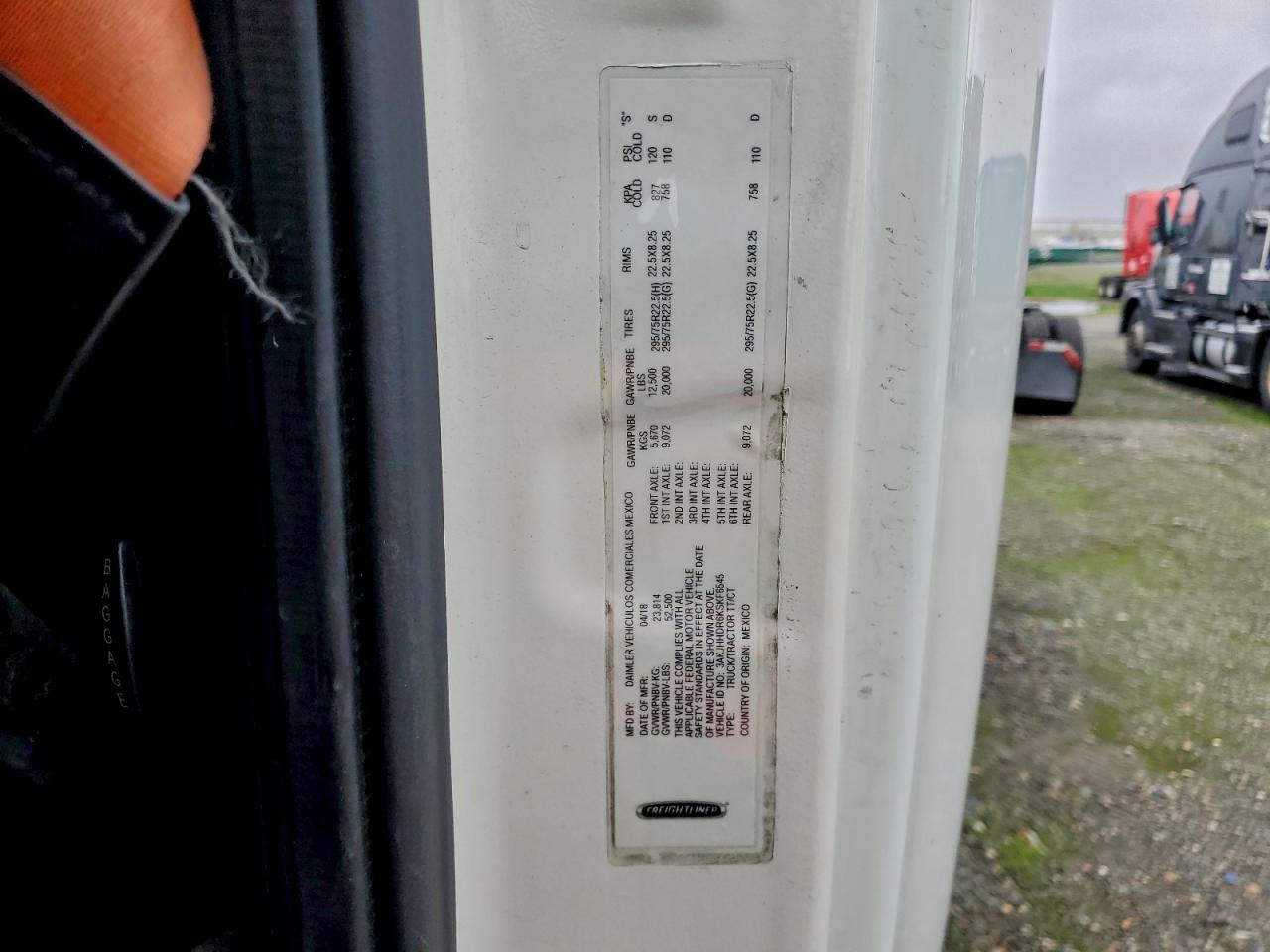 Freightliner Cascadia 1 Image 7