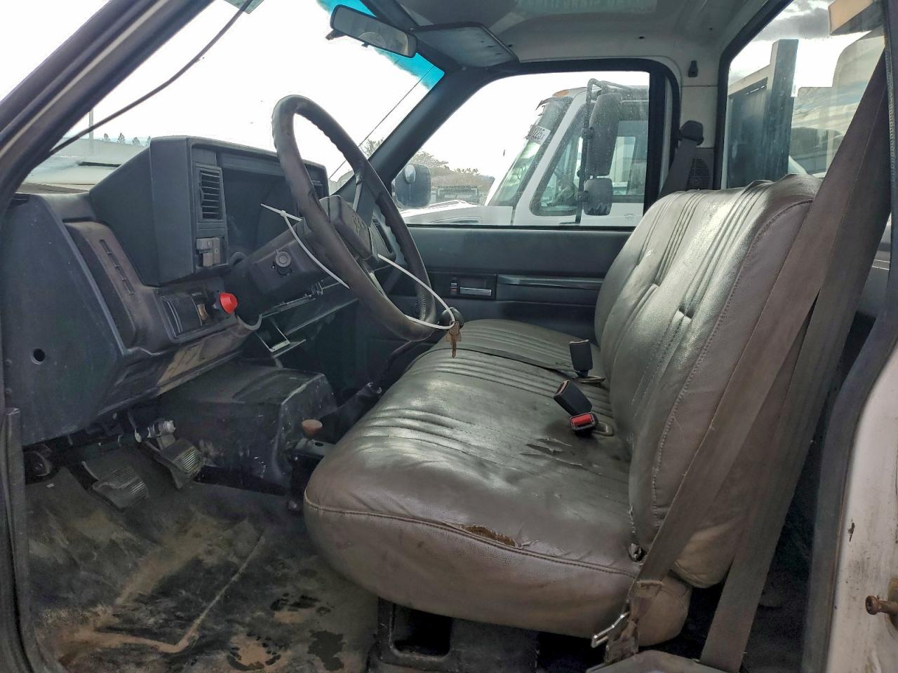 Chevrolet Ck Series C6h042 Image 10