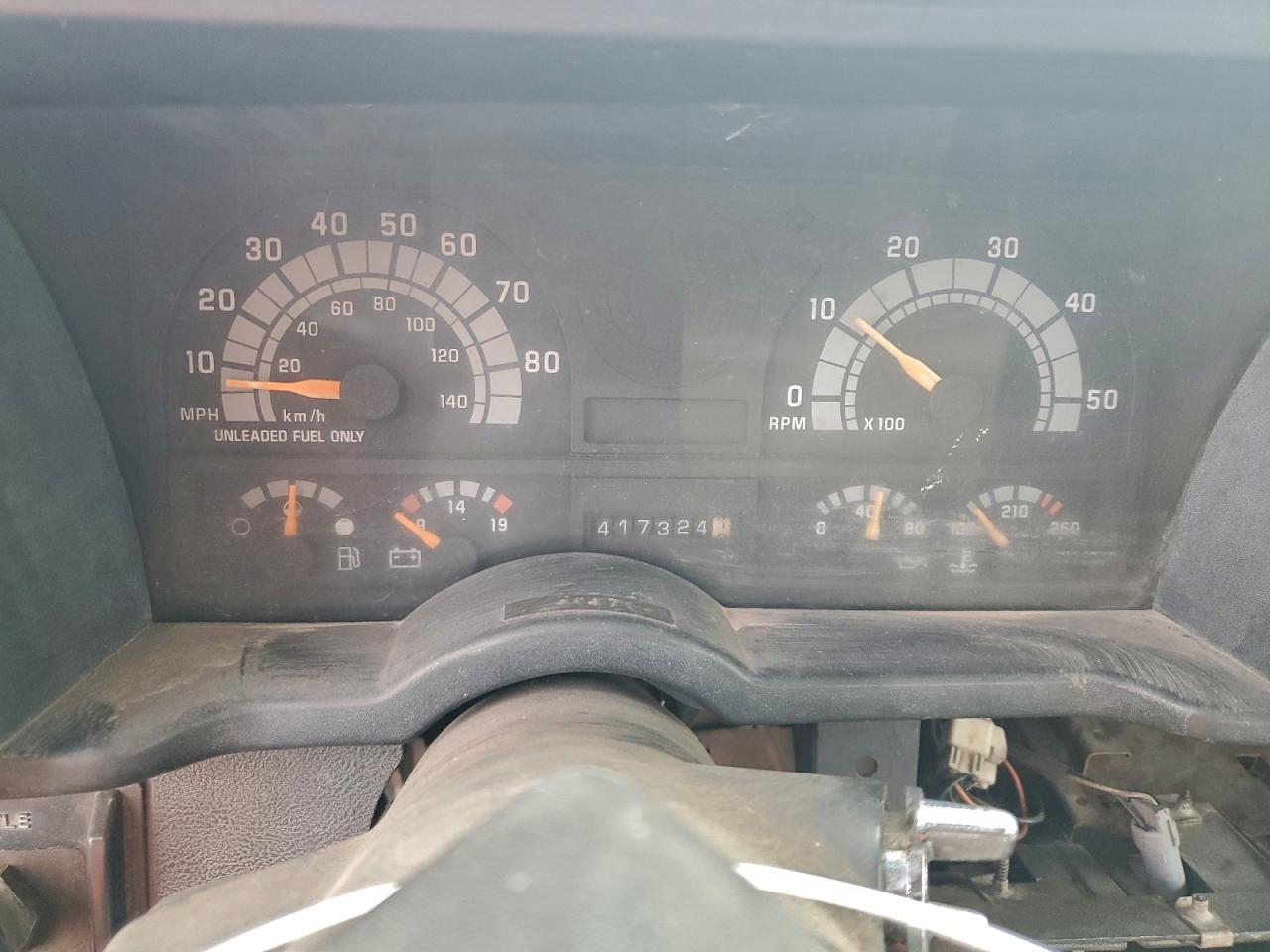 Chevrolet Ck Series C6h042 Image 2