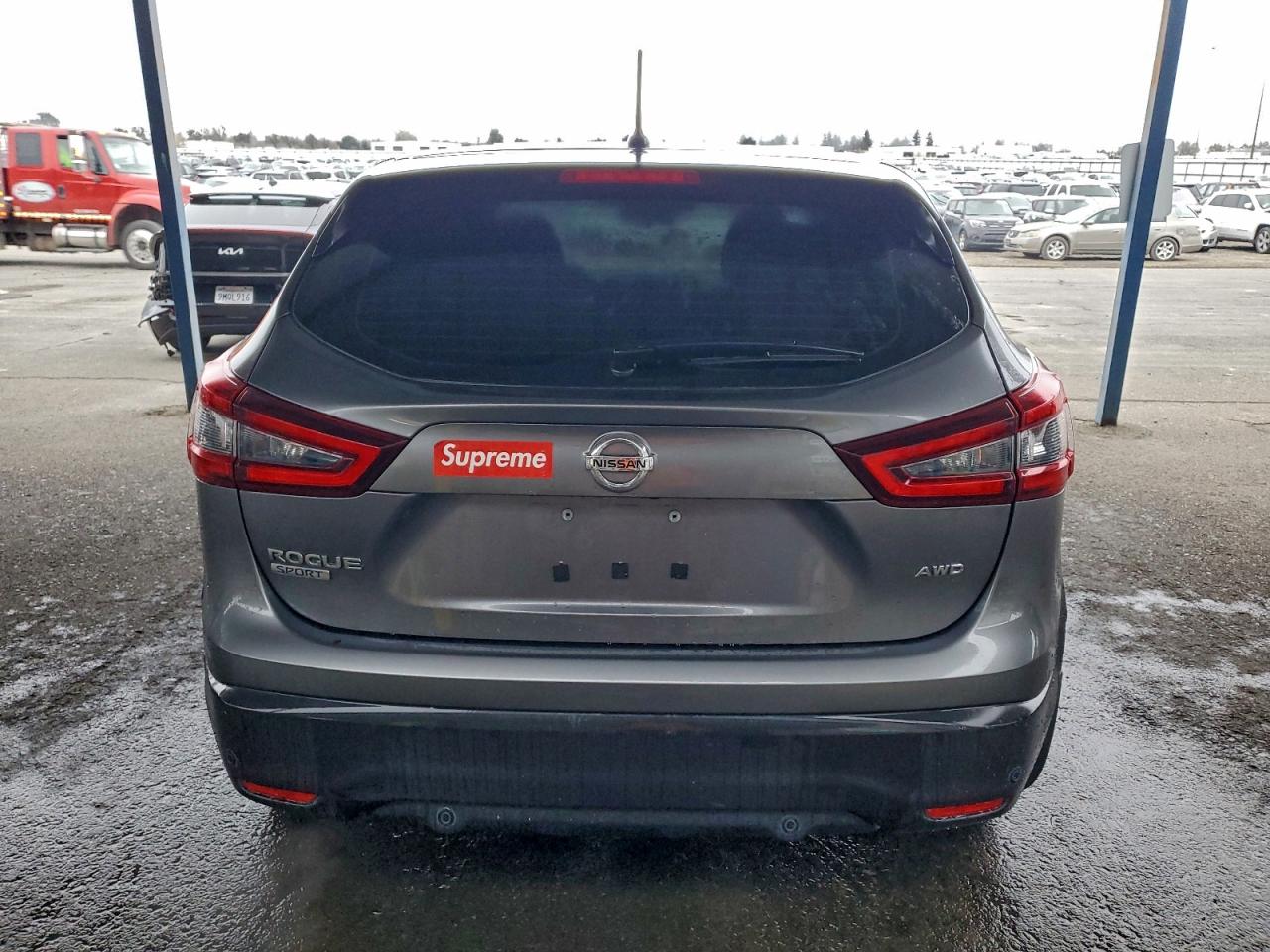 Nissan Rogue S Image 3