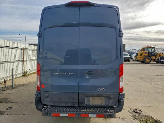 Ford Transit T-250 Image 6