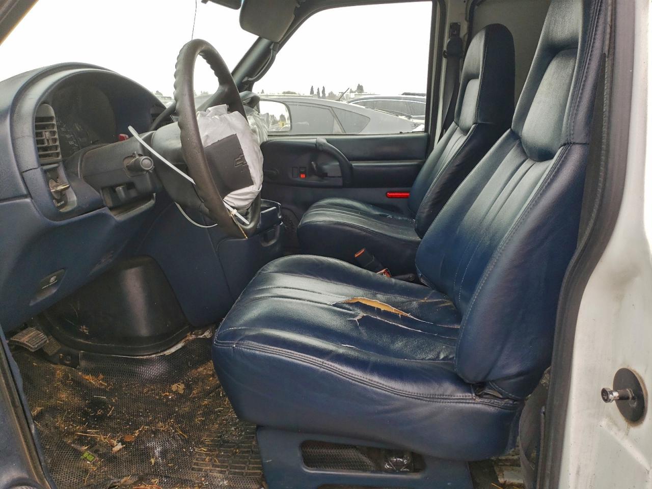 Chevrolet Astro Image 3