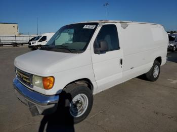  Salvage Ford Econoline E250 Van