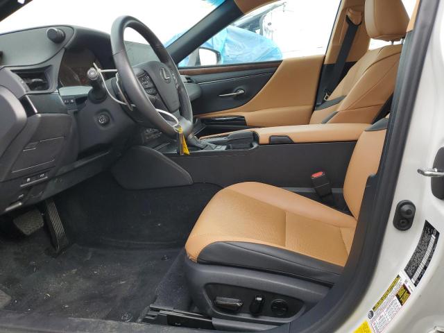 Lexus Es 300h Base Image 4