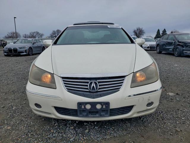 Acura RL Image 8
