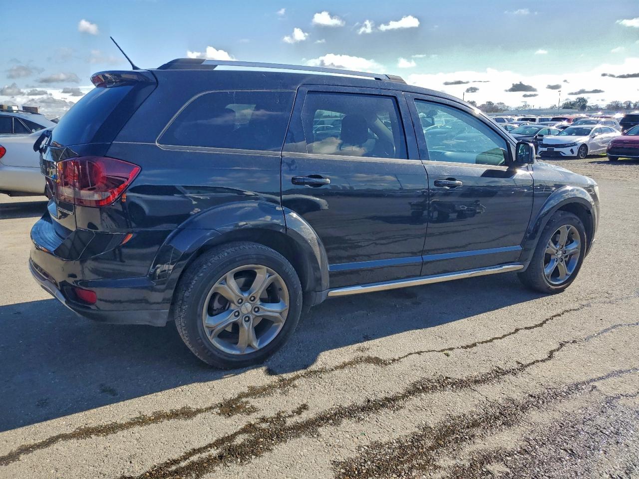 Dodge Journey Crossroad Image 13