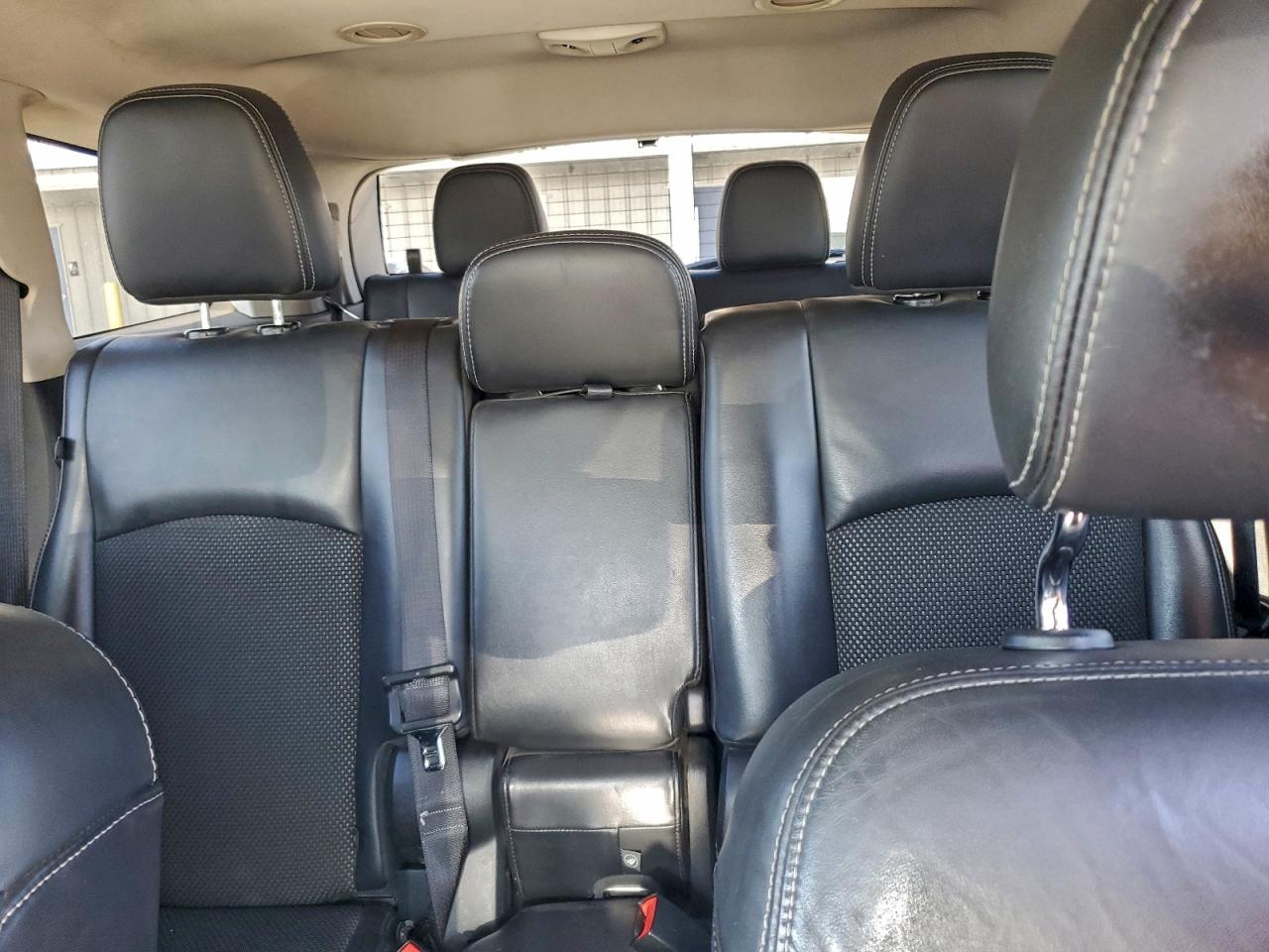 Dodge Journey Crossroad Image 9