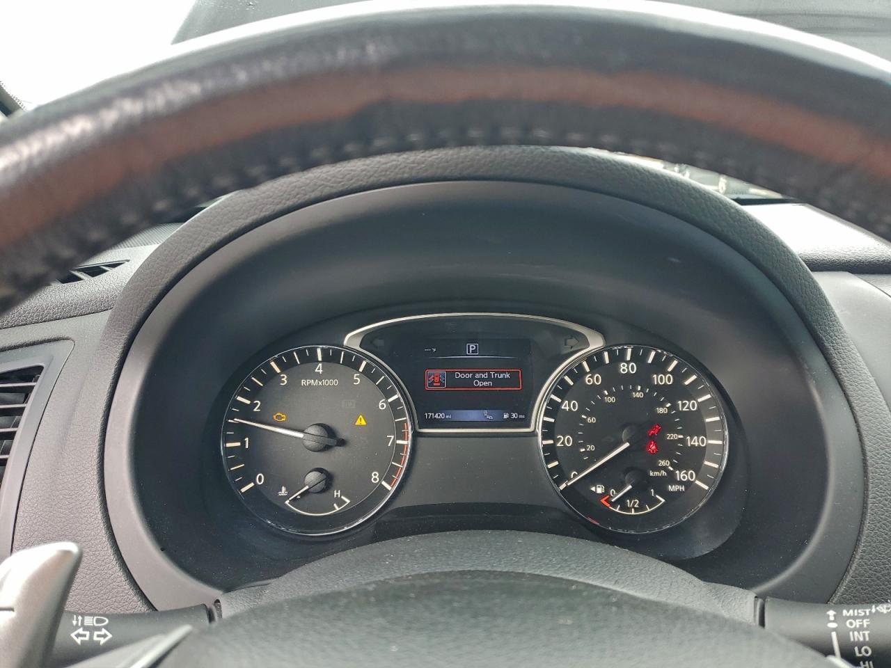 Nissan Altima 3.5sl Image 11