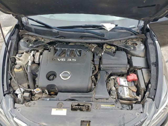 Nissan Altima 3.5sl Image 12