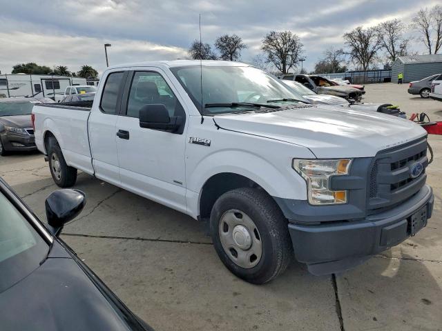 Ford F-150 Super Cab Image 4